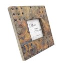 Drewniana ramka na zdjęcia pokryta blachą - A-1106, format zdjęcia 10x10cm