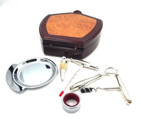 Ekskluzywny 6 - elementowy zestaw do wina w pudełku drewnianym G195