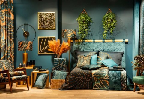 Poszewka dekoracyjna 45x45 Lili 4 turkusowa ze złotym nadrukiem liści welurowa Limited Collection Eurofirany