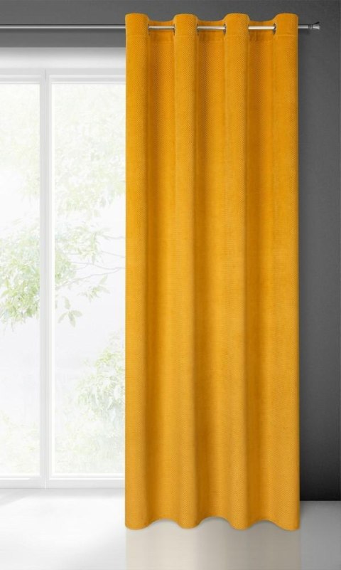 Zasłona 140x250 Eliza musztardowa gotowa na przelotkach welurowa z drobnym wytłaczanym wzorkiem geometrycznym Eurofirany