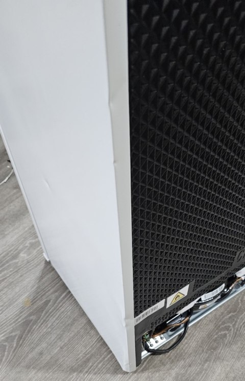 Mała lodówka z zamrażalnikiem hotelowa podblatowa TTR-93+ OUTLET