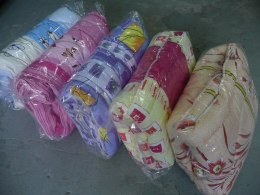 Kołdra silikonowa 200x220 drukowana Karo (kolor/wzór dobierany losowo)