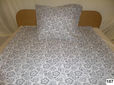 Poszewka z kory 50x60 187 biała szare kwiatki