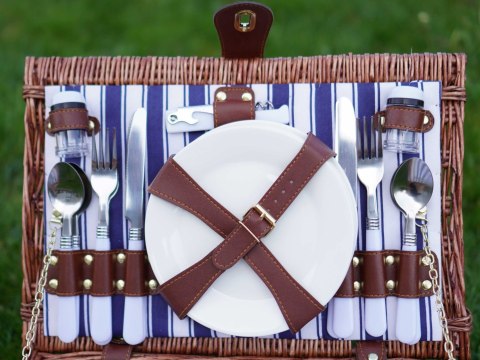 Wiklinowy Kosz Piknikowy Termiczny Dla 4 V01 Osób Sztućce Talerze