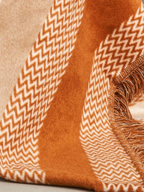 Koc bawełniany akrylowy 150x200 2144/3 Pasy w zygzaki narzuta rudy pled wykończony frędzlami SG