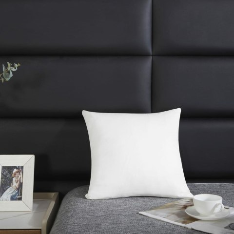 Poszewka satynowa 40x40 biała jednobarwna I24