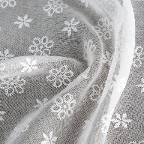 Firana 140x250 Sanny biała kwiaty gotowa na przelotkach Eurofirany