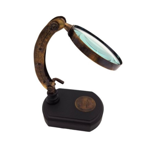 Lupa na drewnianej podstawie - MG4ZS