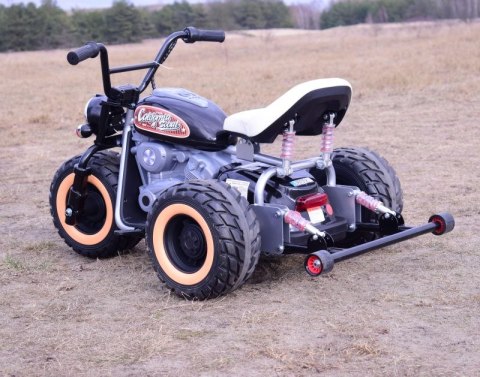 MOTOR CALIFORNIA SCOUT JAZDA NA TYLNYCH KOŁACH - 1600 WAT/LL6688