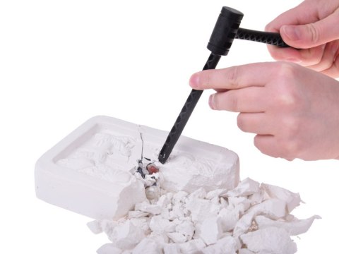 Mały archeolog wykopaliska kamienie szlachetne szukanie skarbów ZA5597