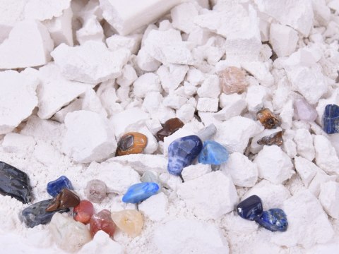 Mały archeolog wykopaliska kamienie szlachetne szukanie skarbów ZA5597