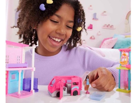 Mattel Mini Barbie Land Lalka turystka + autko kamper ZA6038 C