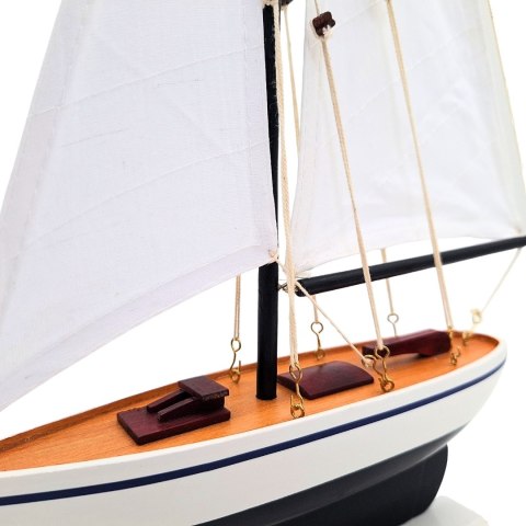 Model Jachtu Wysokość 42cm