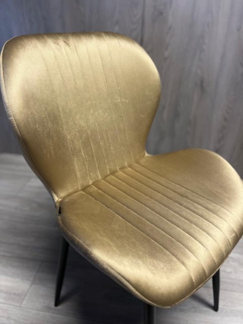 Krzesło tapicerowane MONTI VELVET SAND