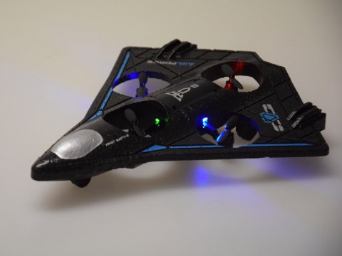 Zdalnie Sterowany Lekki Dron z Efektami LED i Akrobacjami 360° RC0751