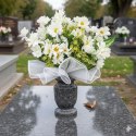 Bukiet flakon stroik na cmentarz grób sztuczne kwiaty margaretki