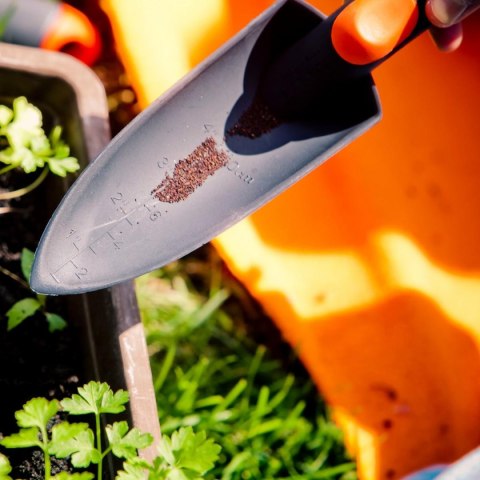 ŁOPATKA OGRODOWA WĄSKA