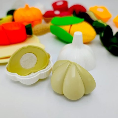 Warzywa do krojenia dla dzieci 12 el. z deską - Jinkee 3+