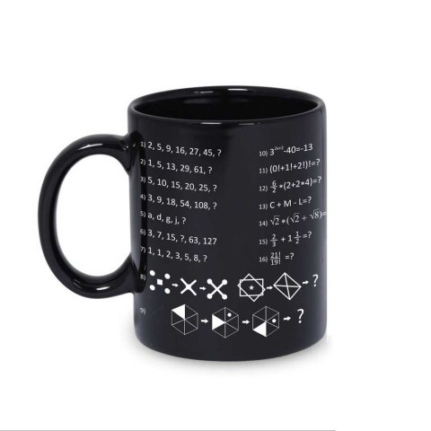Gigantyczny Kubek Geniusza z zadaniami matematyka